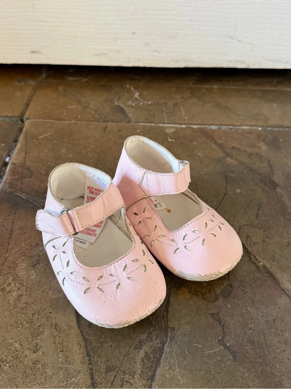VTG Girls Pink Mary Jane Shoes Size 6-12mo